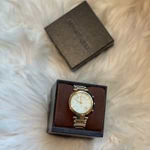 Michael Kors Women’s Watch Gold Parker Crystals Chronograph